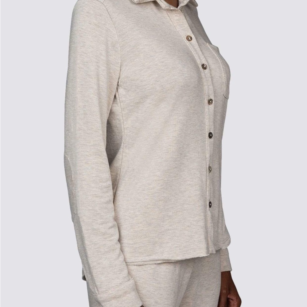 BLEUSALT The Classic Shirt in Sand